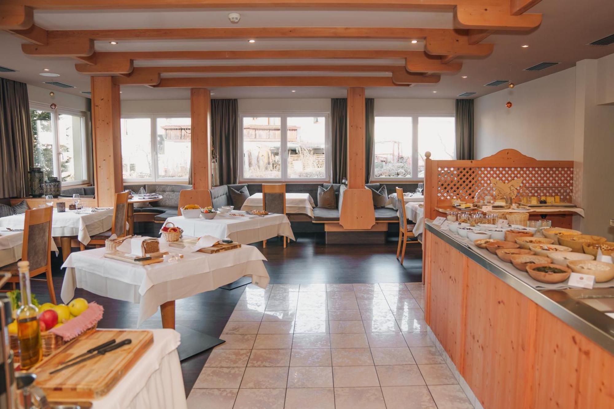 Saldur Small Active Hotel 斯卢德尔诺 外观 照片