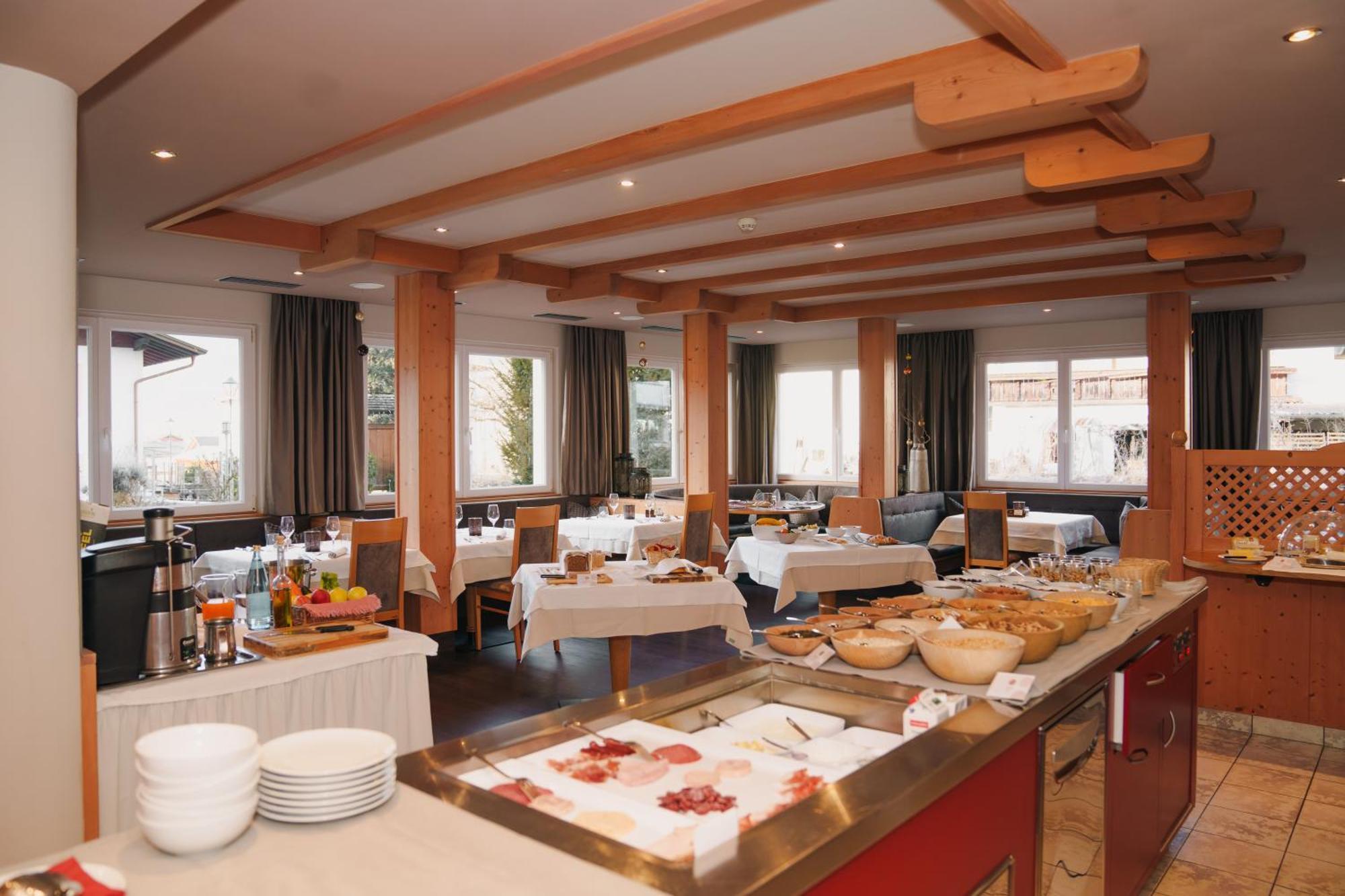 Saldur Small Active Hotel 斯卢德尔诺 外观 照片