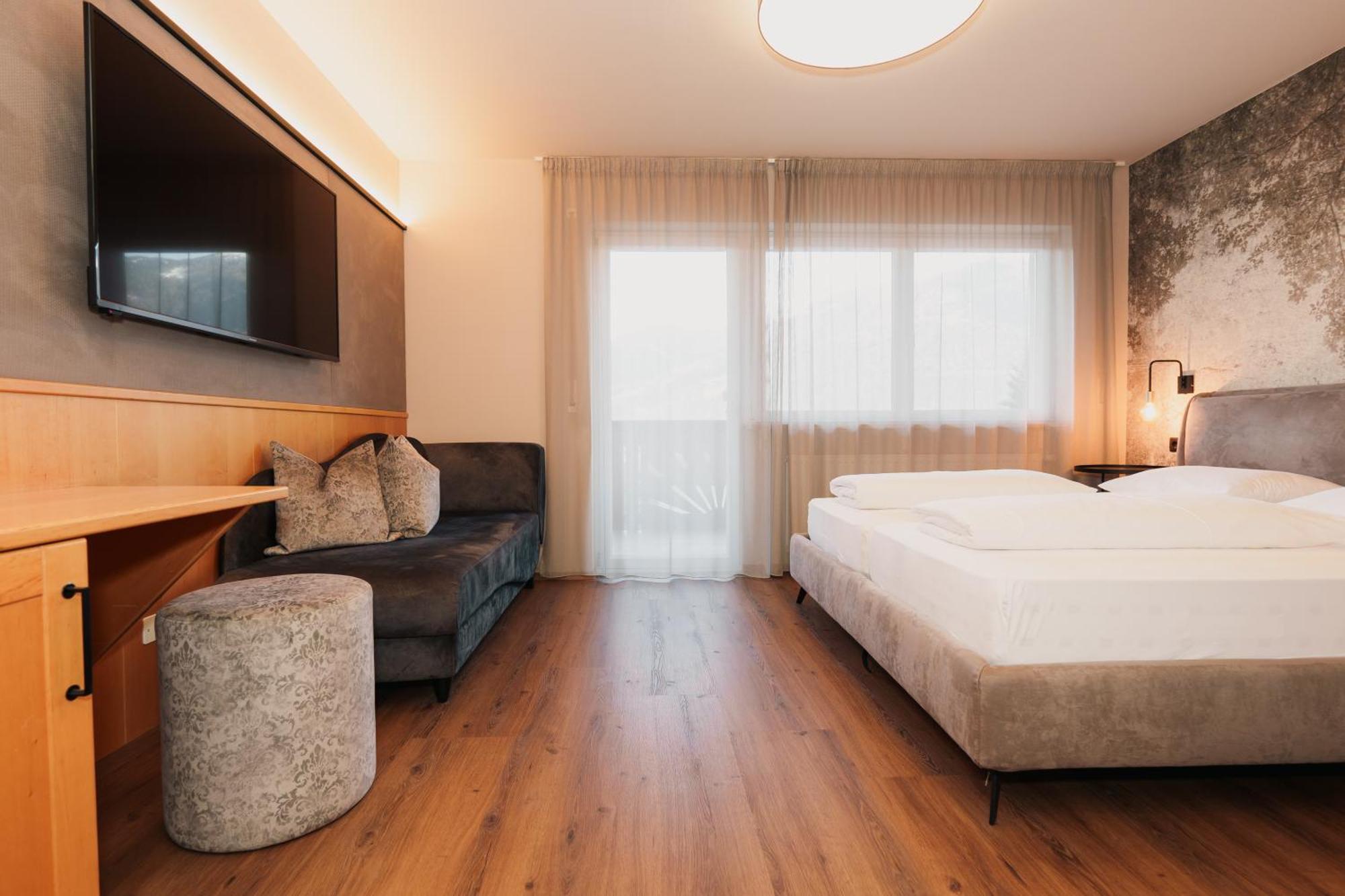 Saldur Small Active Hotel 斯卢德尔诺 外观 照片