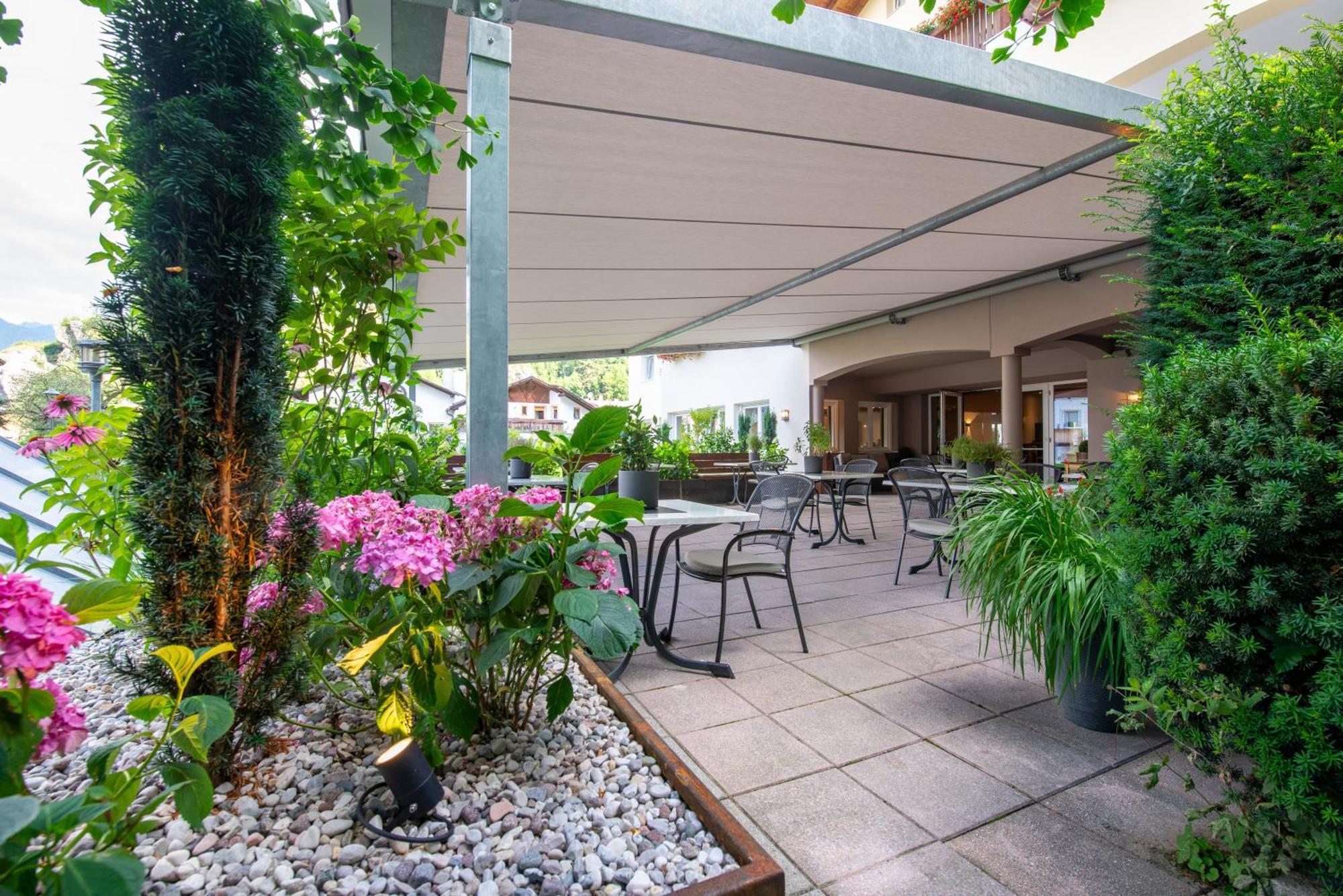 Saldur Small Active Hotel 斯卢德尔诺 外观 照片